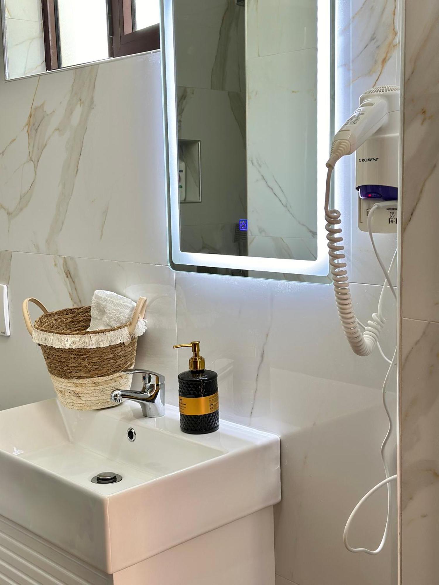 דרמי Hotel Imperial מראה חיצוני תמונה